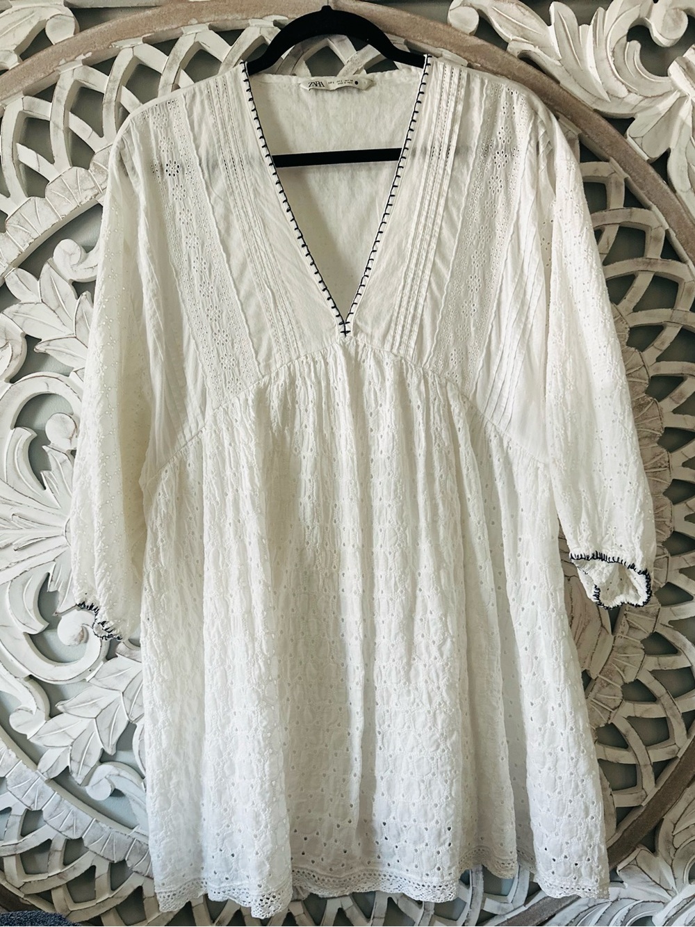 Zara White V-Neck short dress with Navy blue Detail